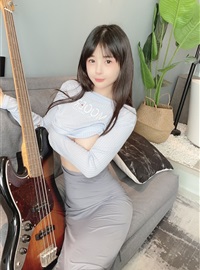 Oui Nyung - NO.33 Guitar sister(25)